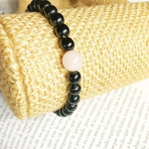 Pink Quartz Black onyx dainty 6mm bracelet/handmade